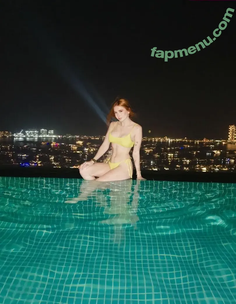 Fernanda Hanzen nude photo #0040 (Feeh Hanzen / feeh_hanzen / feehhanzen)