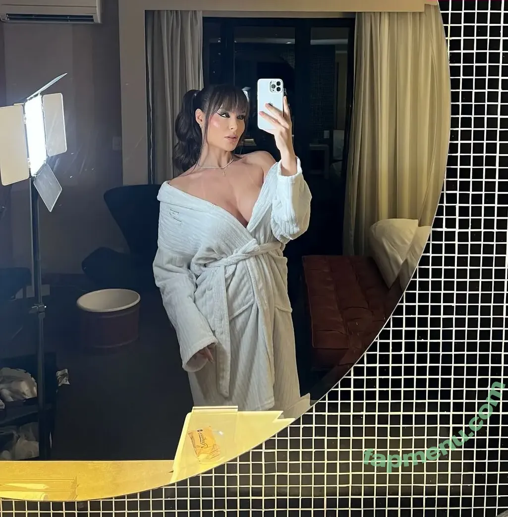 Fernanda Lacerda nude photo #0327 (A Mendigata / fernandalacerda_oficial)