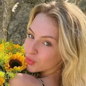 Fernanda Schneider / fefe nude photo #0008