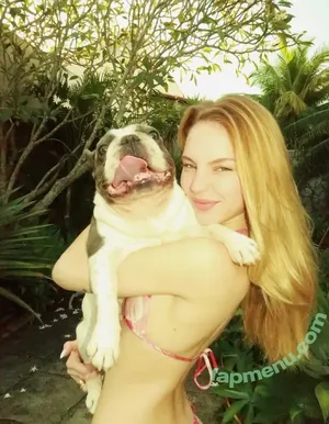 Fernanda Schneider / Fefe nude photo #0364