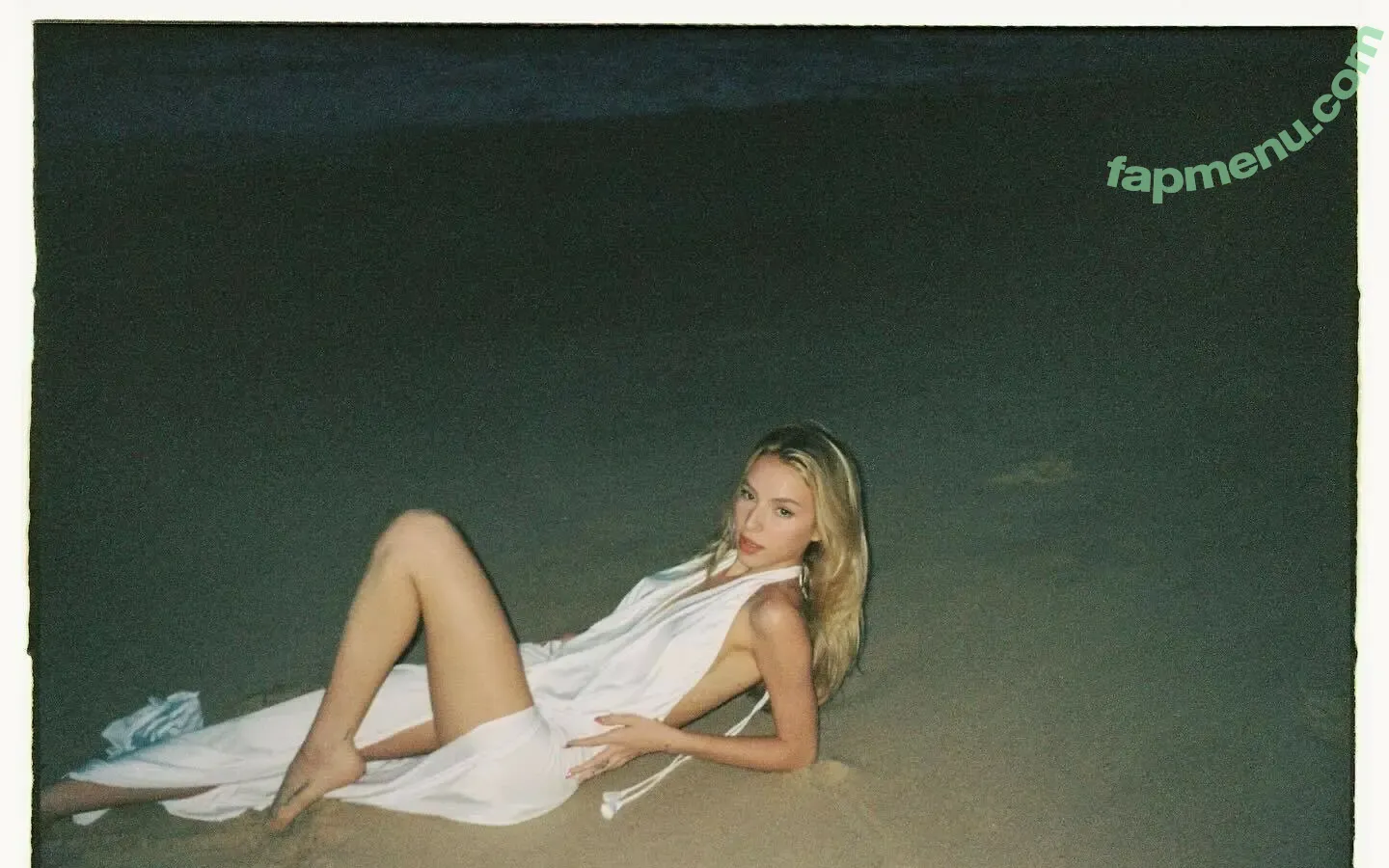 Fernanda Schneider nude photo #0221 (fefe)