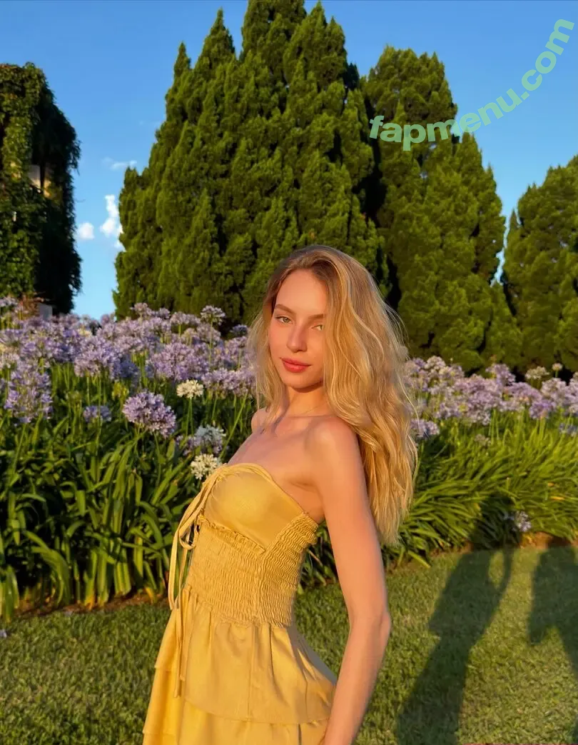 Fernanda Schneider nude photo #0351 (fefe)