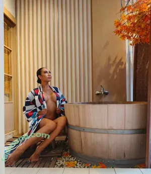 Fernie Warisa / Fernie Thai / fernie_warisa / ferniewarisa nude photo #0511