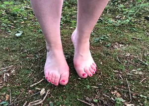 fernsfeet31 / ferns_feet31 nude photo #0010