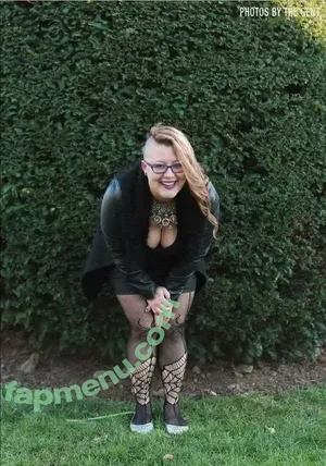 Fetish Fairy Godmother / fetishfairydomme420 / thefetishfairygodmother nude photo #0016