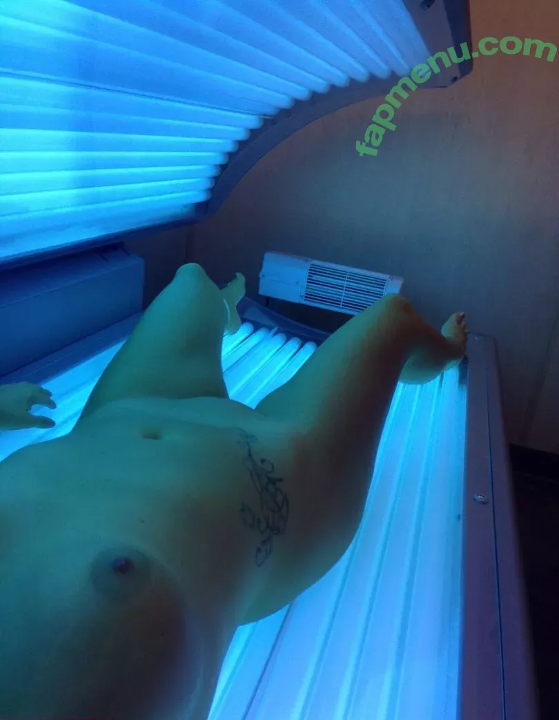 fetish-mommy nude photo #0004 (mommyfeti5hservicesllc)