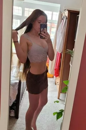 ff1nnl3y / finnleynextdoor nude photo #0003