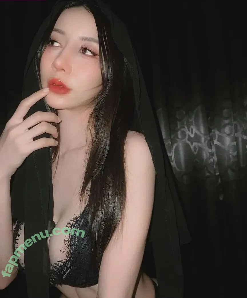 fffrofaizzz nude photo #0254 (frofaizzz)