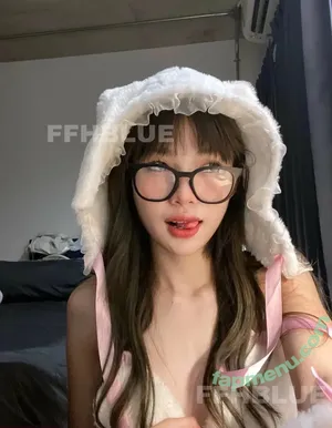 ffhblue / ffhblue__ / rblue nude photo #0010