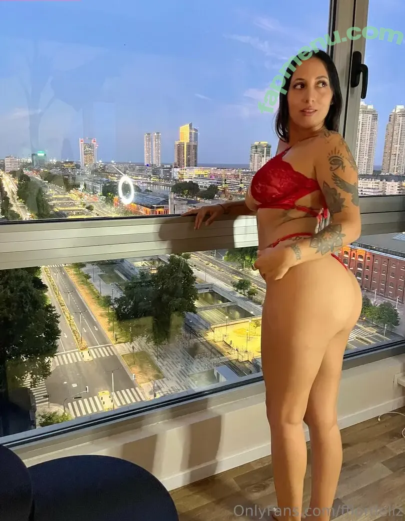 fflordeliz nude photo #0007 (fflordeliz_)