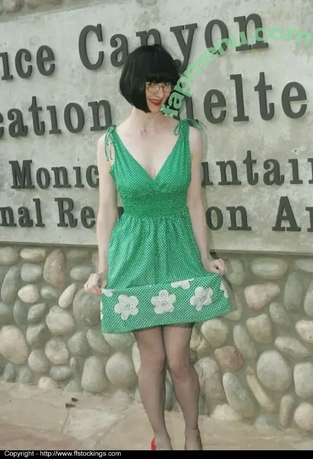 FFstockings Julia nude photo #0020 (juliastockings / juliathenaughtyteacher)