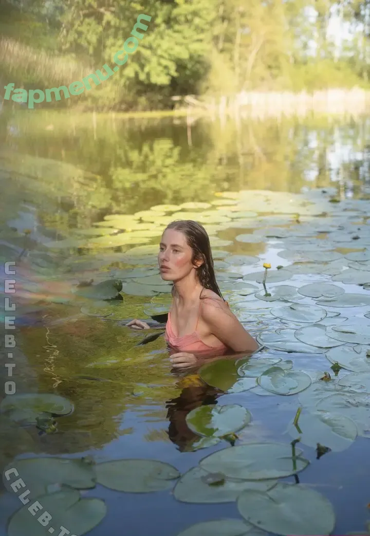 Fia_Elara nude photo #0006 (Fia_Elara)