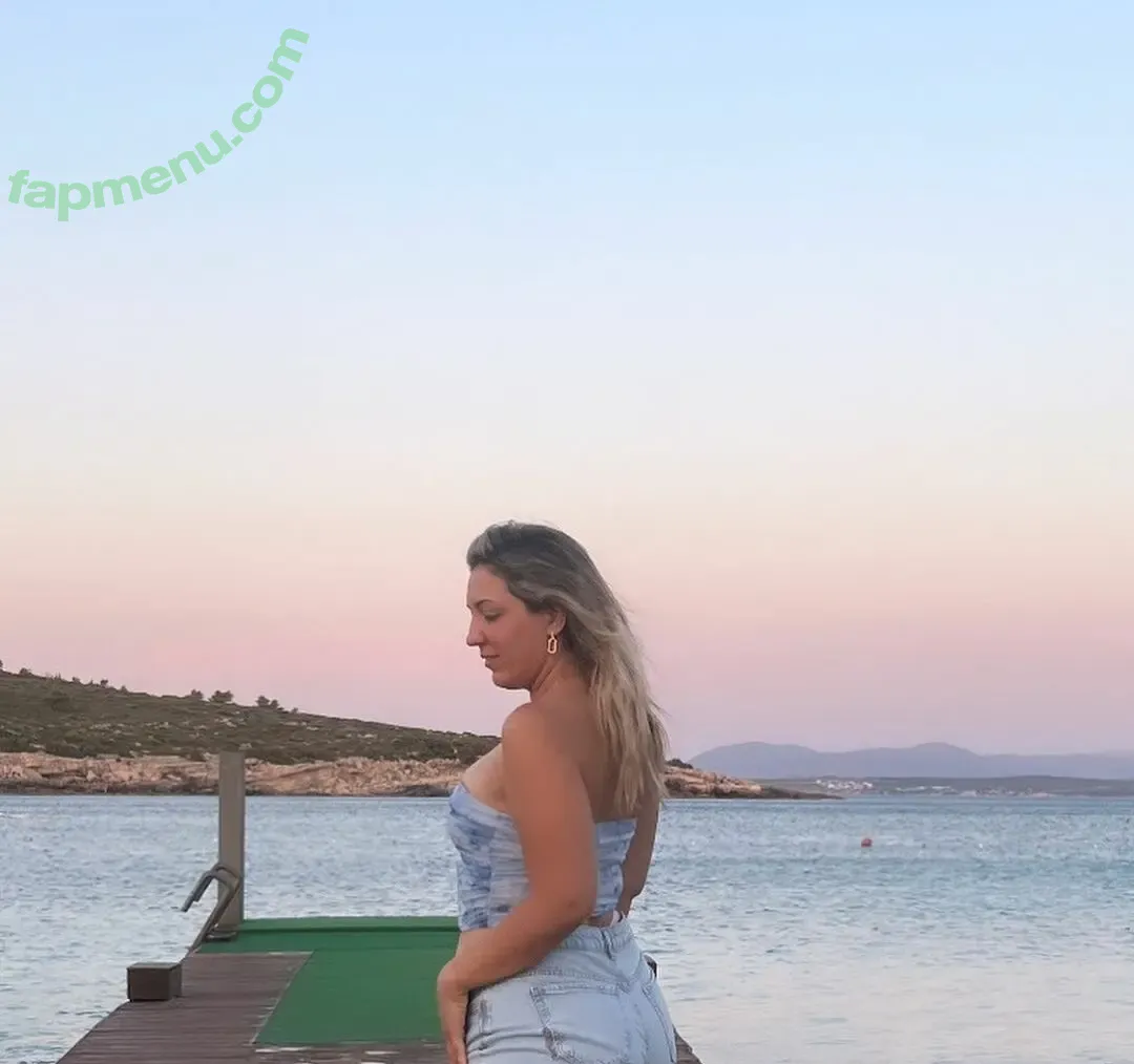 Fidan Atalay nude photo #0047 (Fidan Hoca / fidannatalay)
