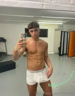fidtik / fiftikk nude photo #0071