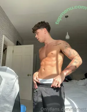 fidtik / fiftikk nude photo #0073