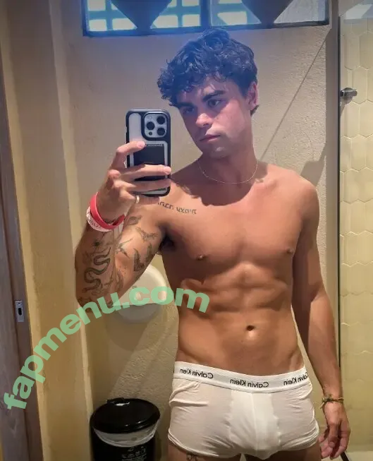 fidtik nude photo #0025 (fiftikk)