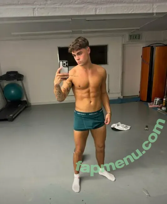 fidtik nude photo #0032 (fiftikk)