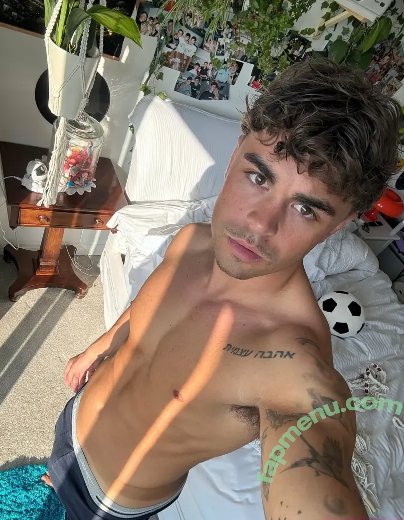 fidtik nude photo #0045 (fiftikk)