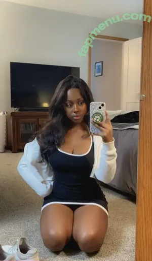 Filmfae nude photo #0030