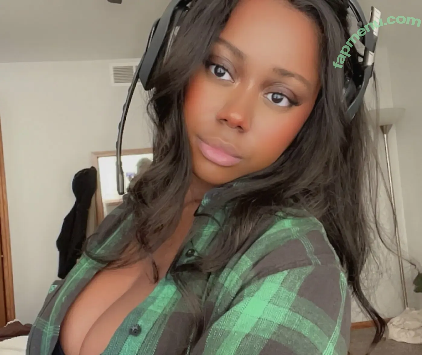 Filmfae nude photo #0048 (Filmfae)