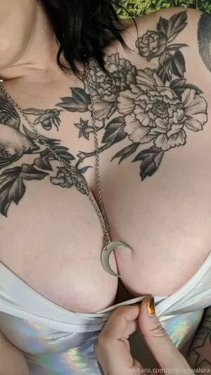 finchgallows / finchcare / finchvip nude photo #0074