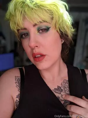 finchgallows / finchcare / finchvip nude photo #0114