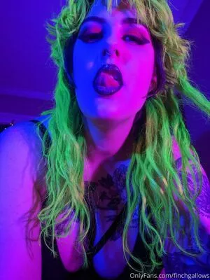 finchgallows / finchcare / finchvip nude photo #0186