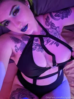 finchgallows / finchcare / finchvip nude photo #0239