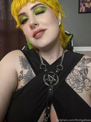 finchgallows / finchcare / finchvip nude photo #0337