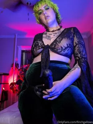 finchgallows / finchcare / finchvip nude photo #0353