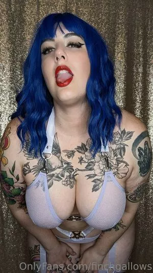 finchgallows / finchcare / finchvip nude photo #0409