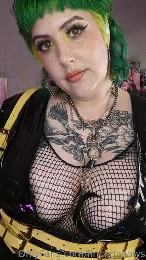 finchgallows / finchcare / finchvip nude photo #0414