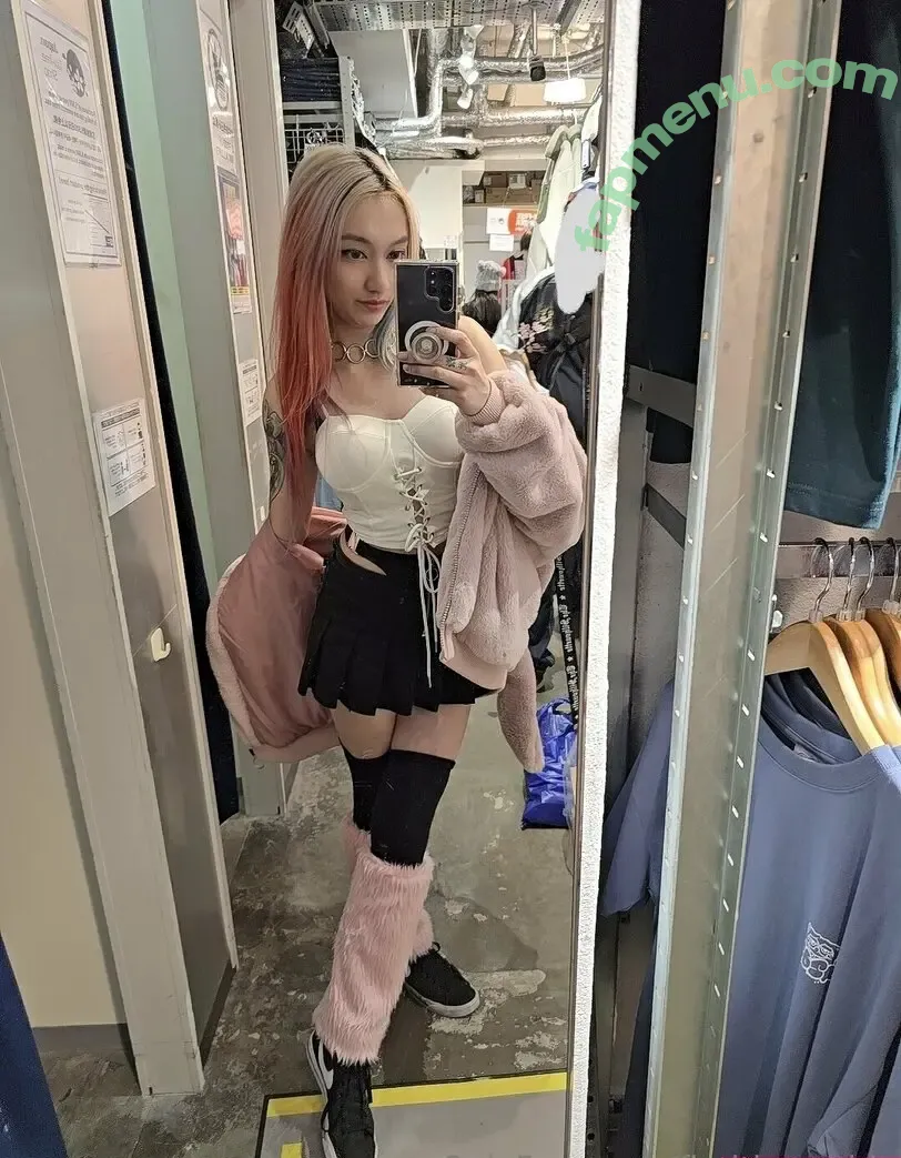 FindTheRabbit nude photo #0009 (find_the_rabbit)