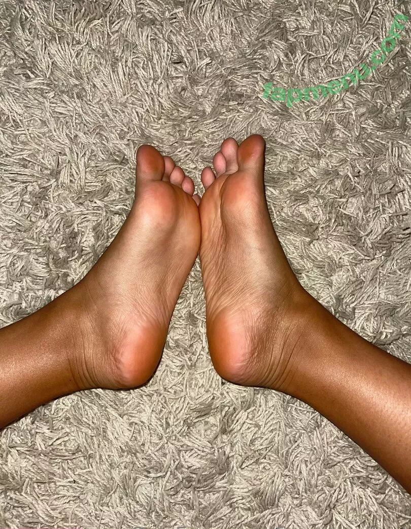 fineislandfeet nude photo #0009 (fineassneek)