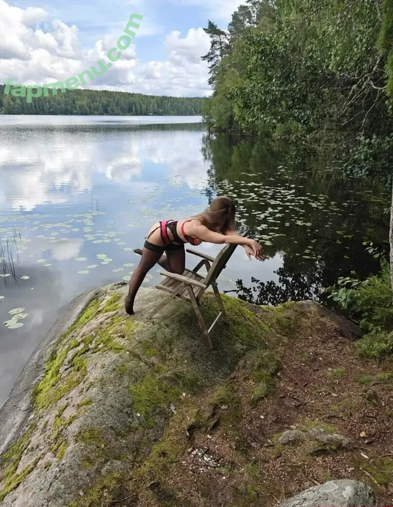 finhottiesbabes nude photo #0105 (forethebabes)