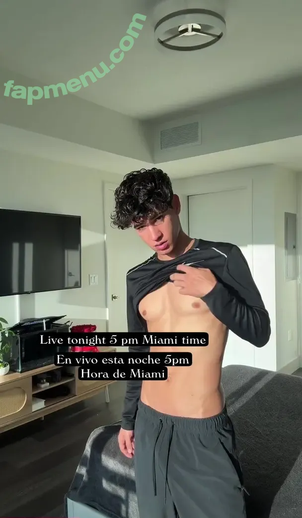 finx_xxx nude photo #0048 (finx_xxx)