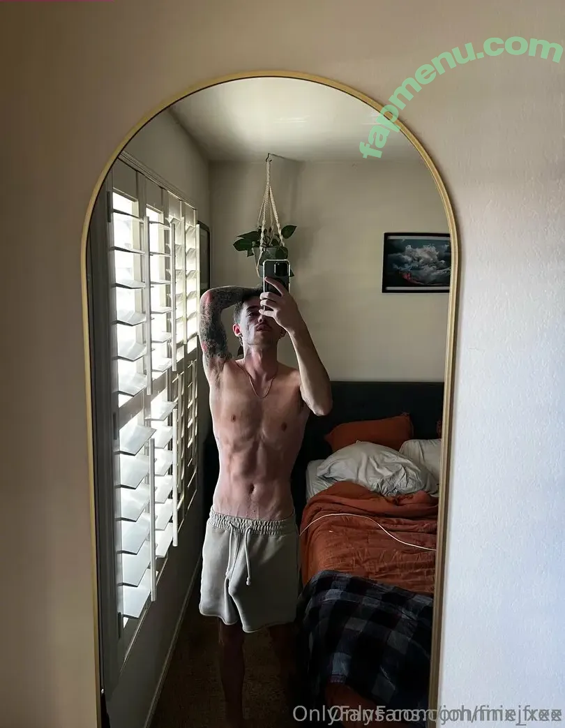 finx_xxx nude photo #0050 (finx_xxx)