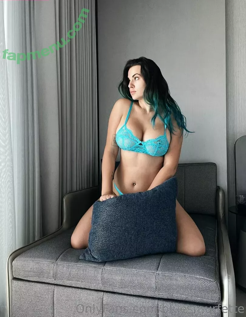 Fiona Bones nude photo #0069 (bluehairbones / bluesmurfette)