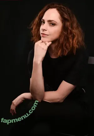 Fiona Dourif / fionadourif nude photo #0022