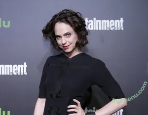 Fiona Dourif / fionadourif nude photo #0029