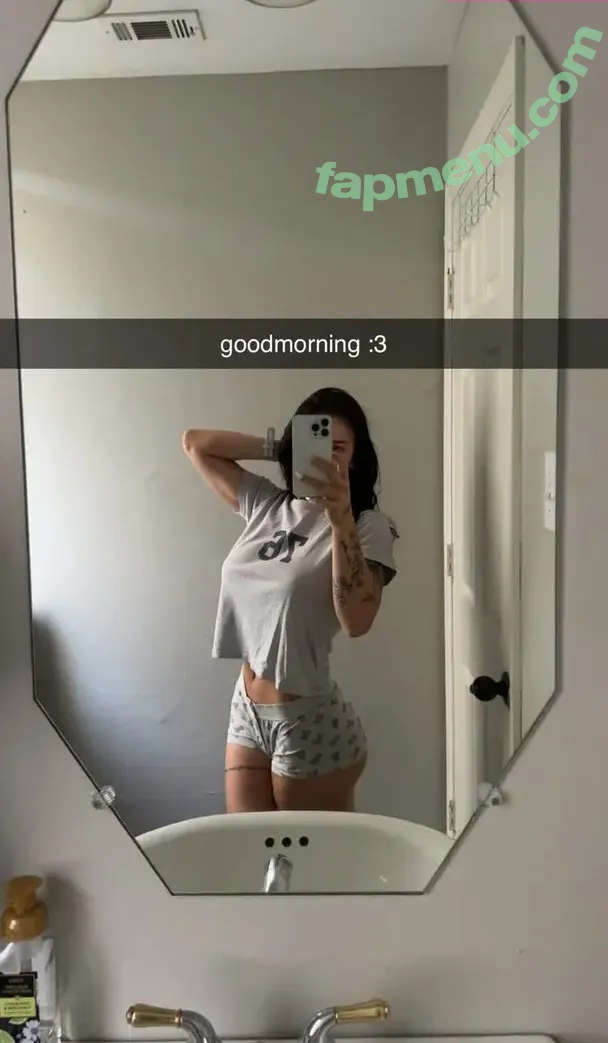 Fiona Mae nude photo #0174 (fionababyxx / fionamaefit)