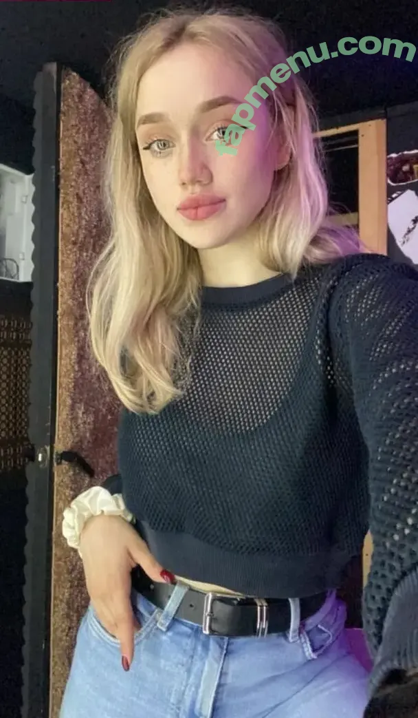 Fiona_powerpuff nude photo #0008 (fiops_w)