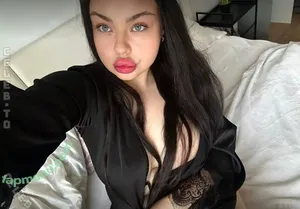 Fionachen / kiki.tresnickova / kiki_tresnicka / kiki_tresnickova nude photo #0117