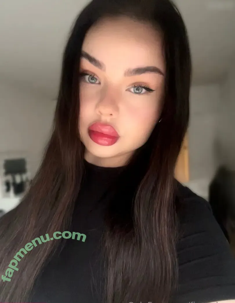 Fionachen nude photo #0016 (Fionachen)