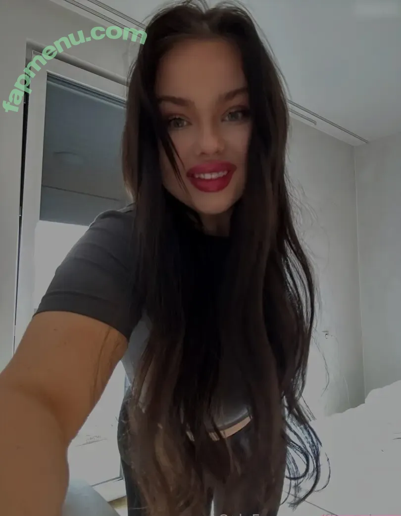 Fionachen nude photo #0024 (Fionachen)