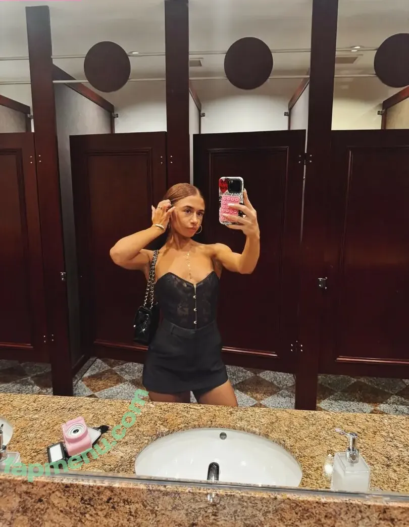 fionajordnn nude photo #0005 (fionajordann)