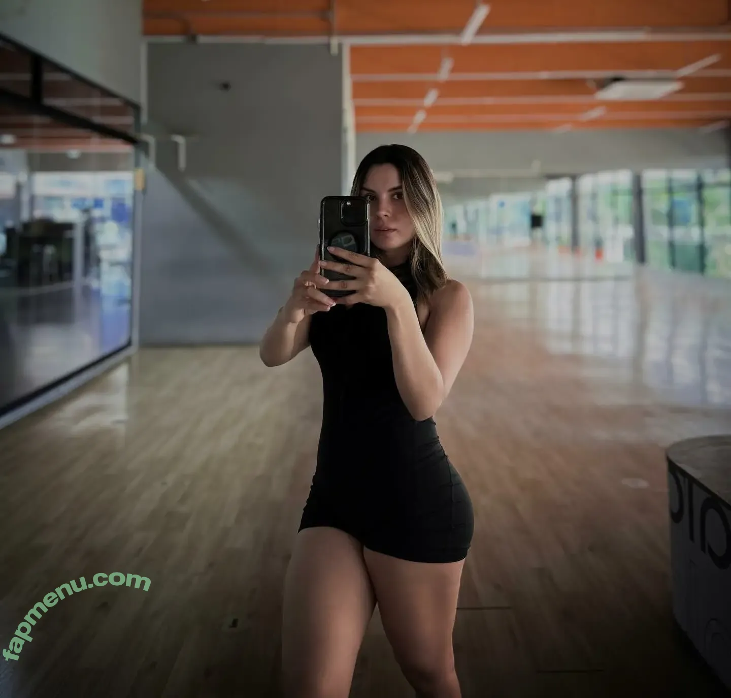 Fiorella Retiz nude photo #0096 (fiorellaretiz)