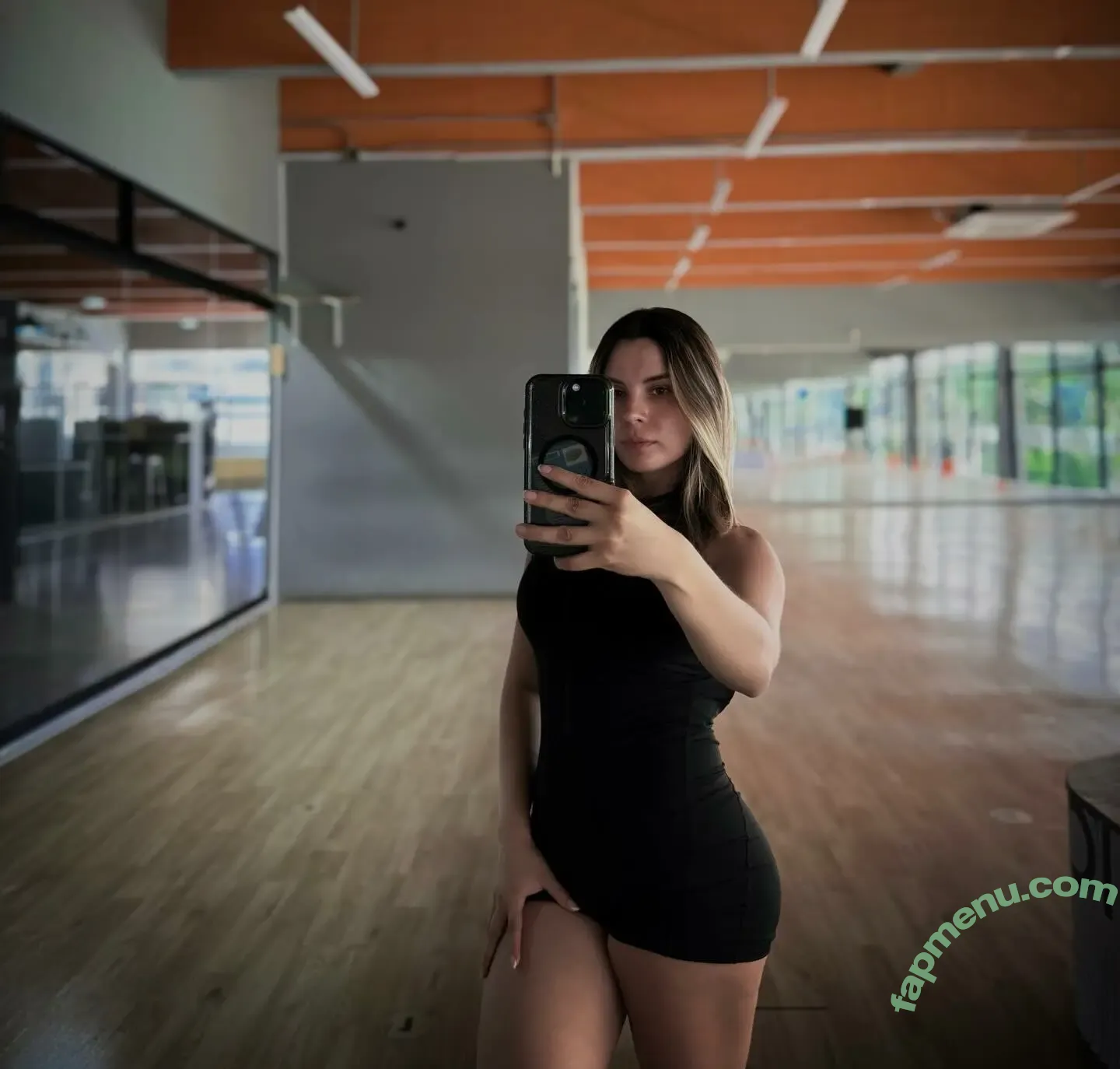 Fiorella Retiz nude photo #0097 (fiorellaretiz)