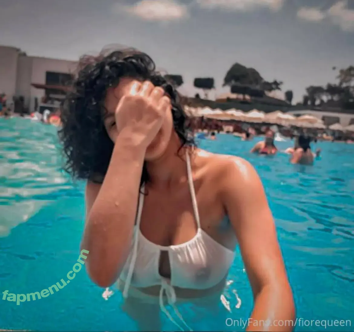 Fiorequeen nude photo #0010 (FIORELLA PEDEMONTE / fiorellapedemonte)