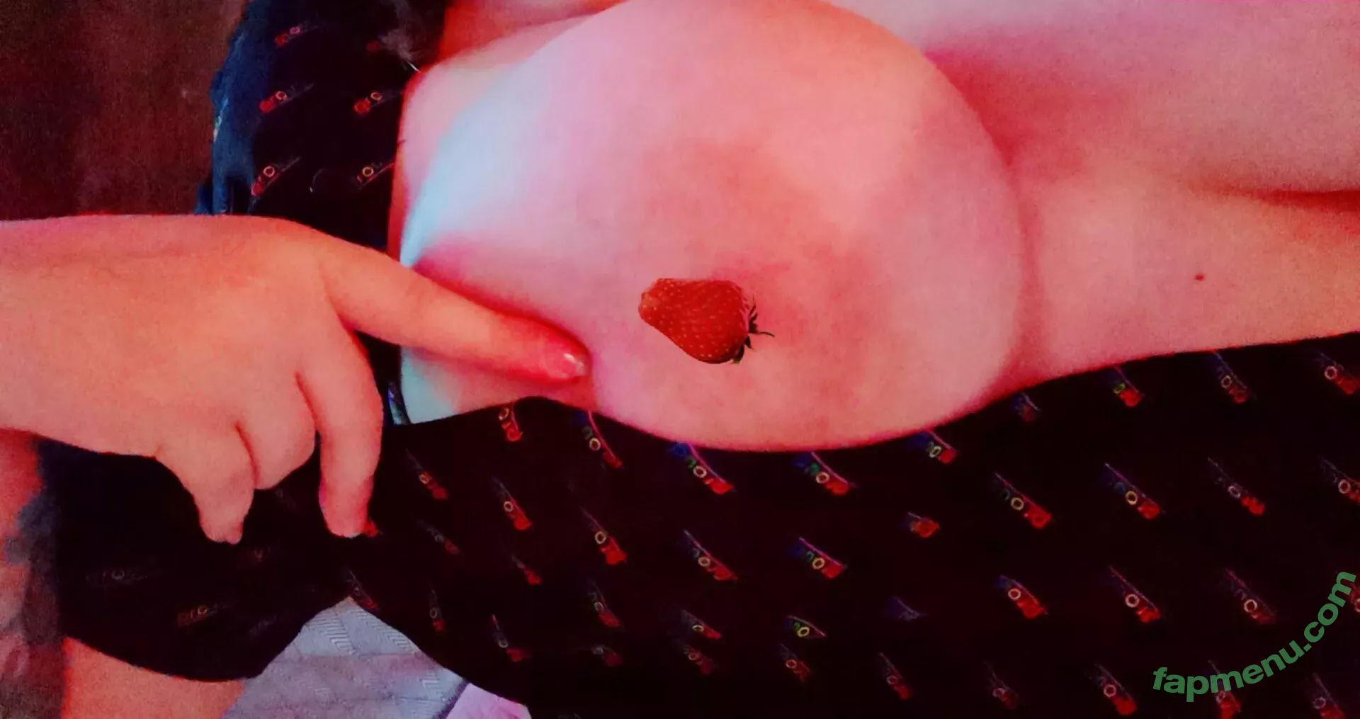 firefliesirl nude photo #0099 (1fireflies / Firefliesowo)